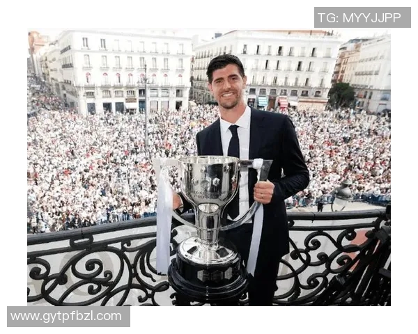 西甲门将转折点:库尔图瓦错失巴塞罗那牵手皇马,特尔施特根意外成赢家